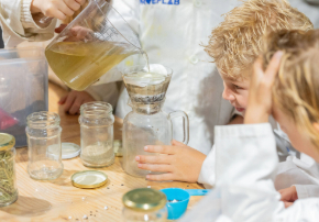 Proeflab waterproefjes Museum Broekerveiling - Groene vmbo inspiratiemiddag - Biodivers Perspectief