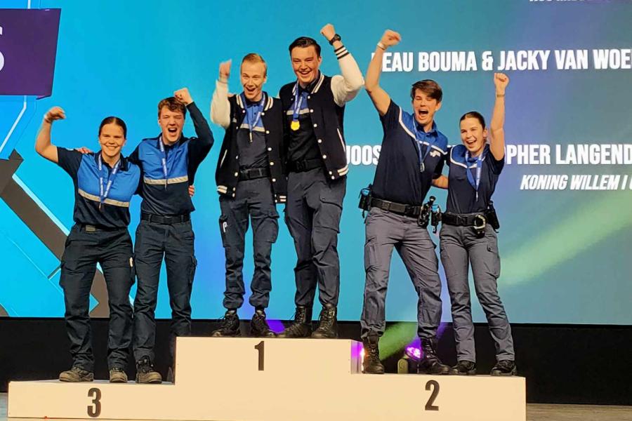 Skills Beau & Jacky op podium handhaving