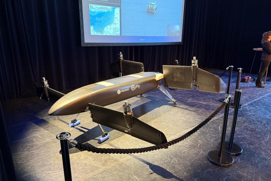 Studenten verkennen de wereld van drones bij de Marine 