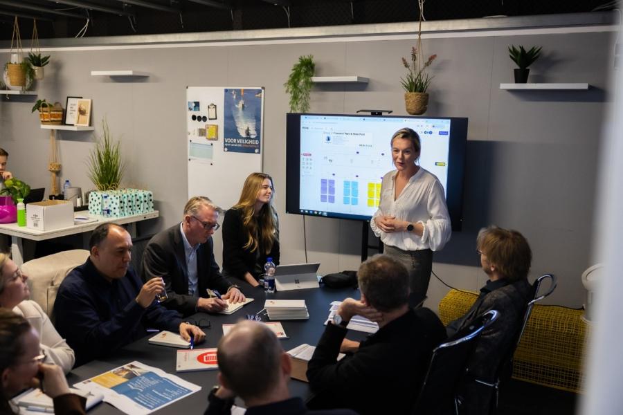 Realtalk - De Rol van van het onderwijs in de energietransitie - Smart Future - Vonk 1
