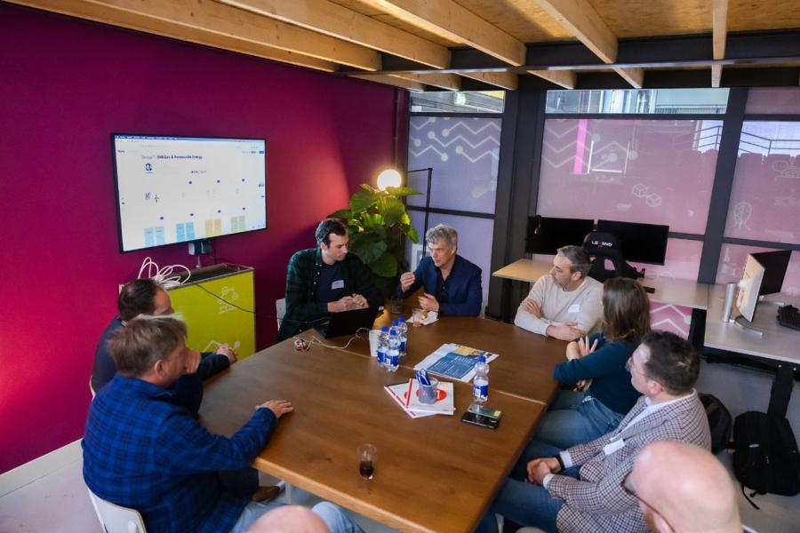 Realtalk - De Rol van van het onderwijs in de energietransitie - Smart Future - Vonk 3