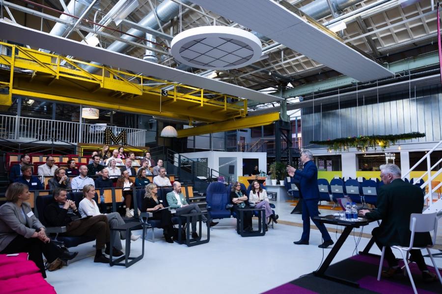 Realtalk - De Rol van van het onderwijs in de energietransitie - Smart Future - Vonk 5