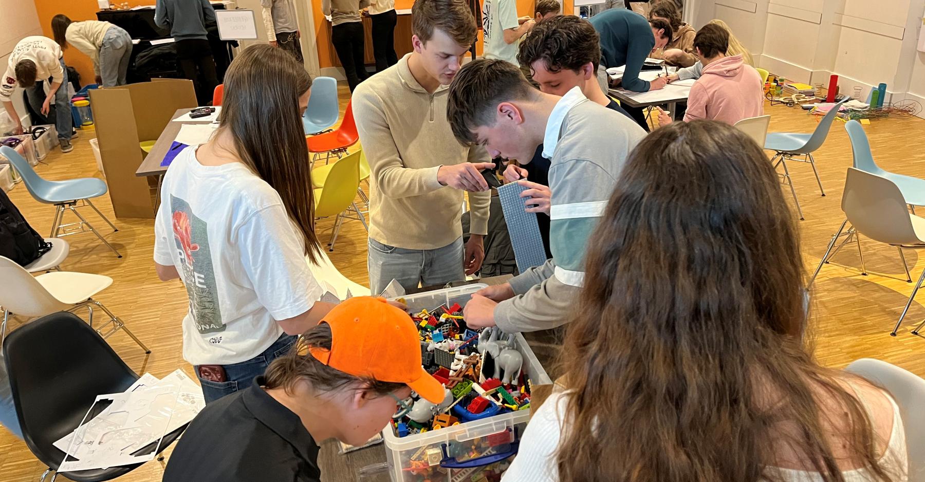 Studenten bouwen aan prototypes