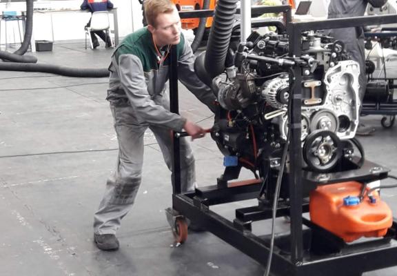 Student Monteur Mobiele Werktuigen Skills Heroes 2019