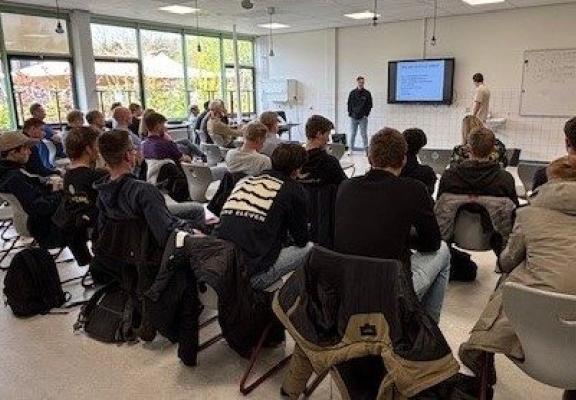 Studenten mbo-opleiding Plantenteelt Vonk brengen praktijk en onderwijs samen in pilot ‘Samen Leren Onderzoeken’ - Biodivers Perspectief